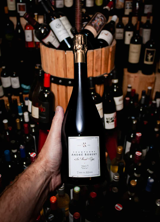 Champagne André Robert Blanc de Blancs Terre du Mesnil Brut Grand Cru 2017 - Image 3