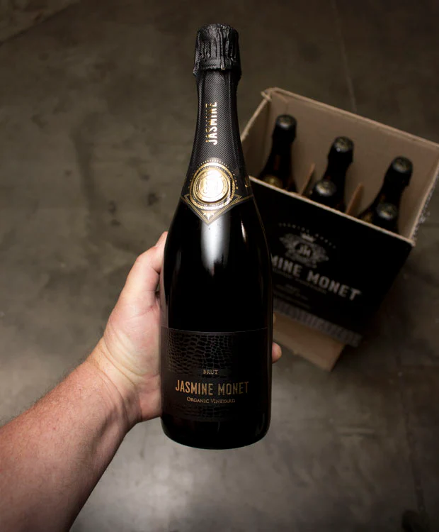 Jasmine Monet Brut Organic Vineyard NV