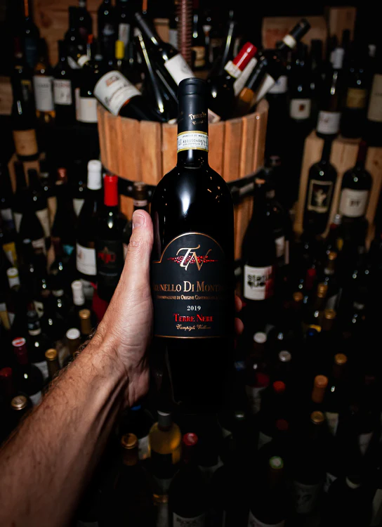 Terre Nere Campigli Vallone Brunello di Montalcino 2019 - Image 3